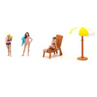 Tarmac Works Figures Beach Girls  1/64