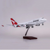 AJB Qantas 747 LED 1/150