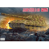Amusing Hobby Jagdpanzer E-100 1/35