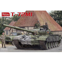 Amusing Hobby T72-M1 With Full Interior    1/35