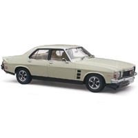 Classic Carlectables 18881 Holden HJ Monaro GTS Chamois 1/18