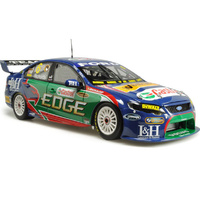 Classic Carlectables 18390 With Signed Plaque Falcon FG 2009 Steve Richards FPR Castrol  1/18