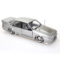 DDA AS-AB-07 Holden VL Custom Walkinshaw Sfragismeno Silver 1/24
