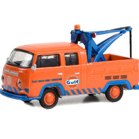 Green Light 30412 Gulf Oil 1970 VW Double Cab Pick Up With Tow Hook  1/64