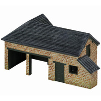 Hornby Country Farm Tractor/Plough Shed - Based On R8785