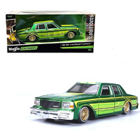 Maisto Design 32451 Cars Assorted Styles  1/24