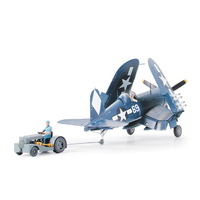 Tamiya 61085 Corsair F4U1D  With Moto Tug  1/48