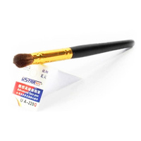 Ustar 90220Q Weathering Brush